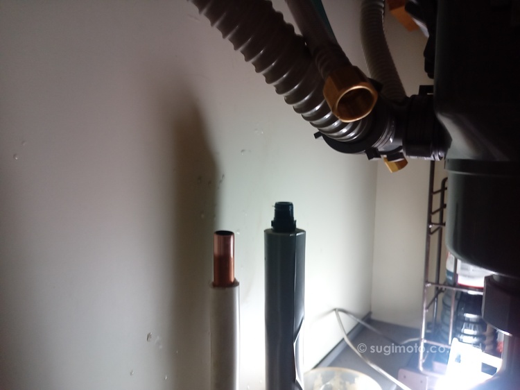 蛇口用止水栓が付いてないと蛇口が不具合した時困りますよ